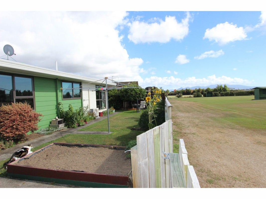 4B Totara Place, Redwoodtown, Blenheim - Carousel 1