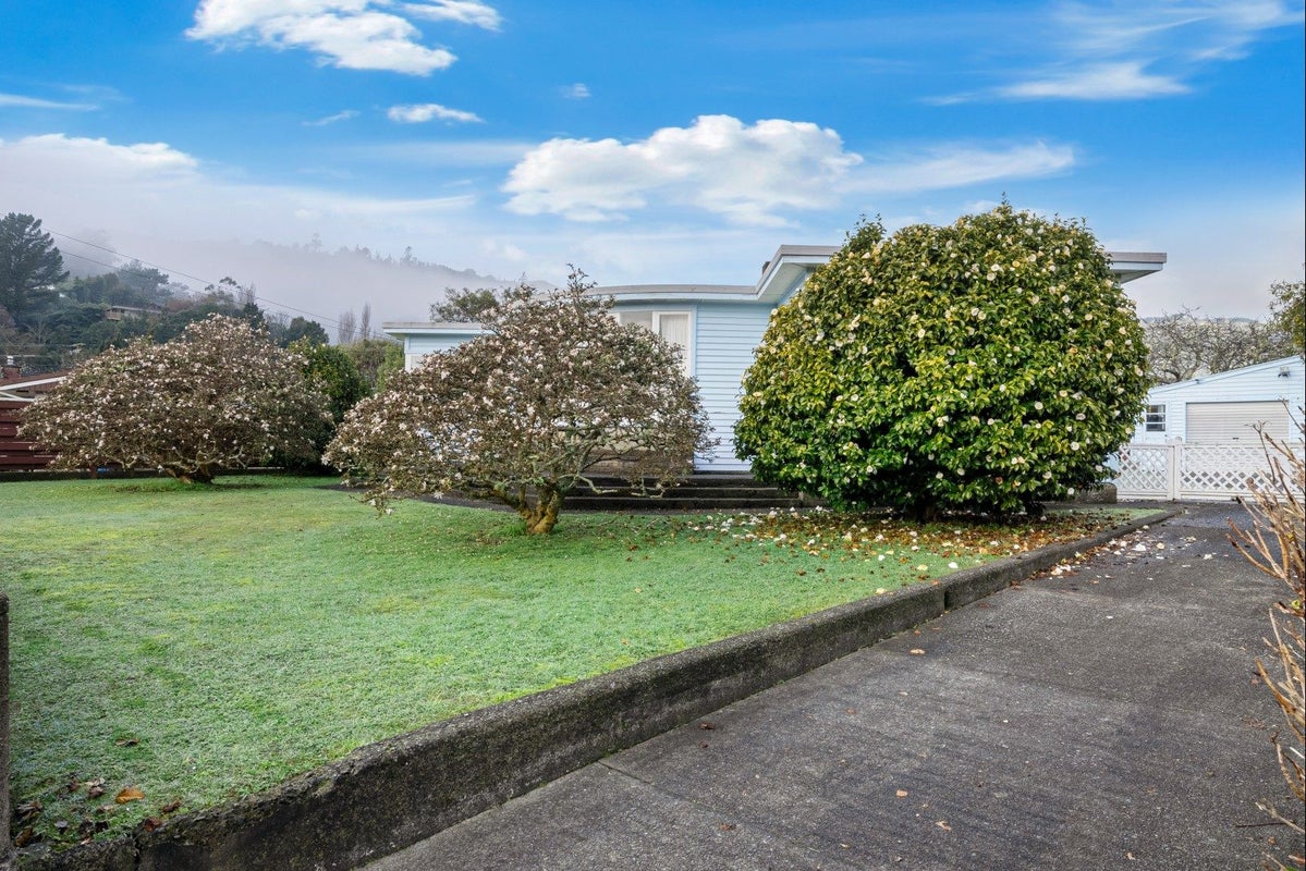 4 Milton Street, Stokes Valley, Lower Hutt - Carousel 18