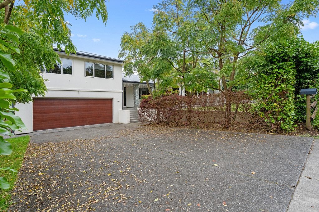 2 William Street, Highlands Park, New Plymouth - Carousel 2