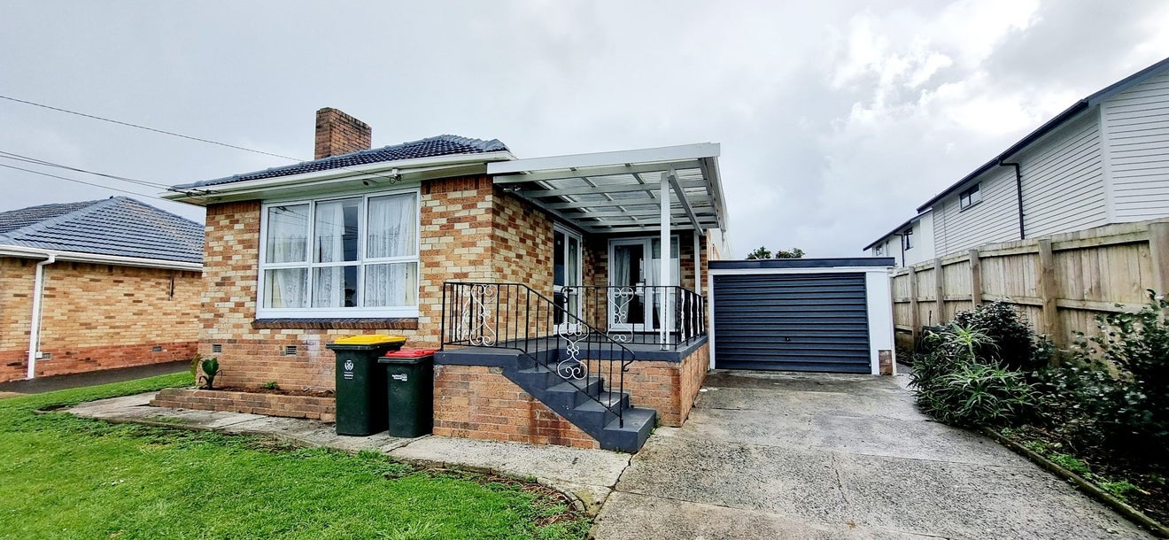 29 Forbes Road, Favona, Auckland - Carousel 1
