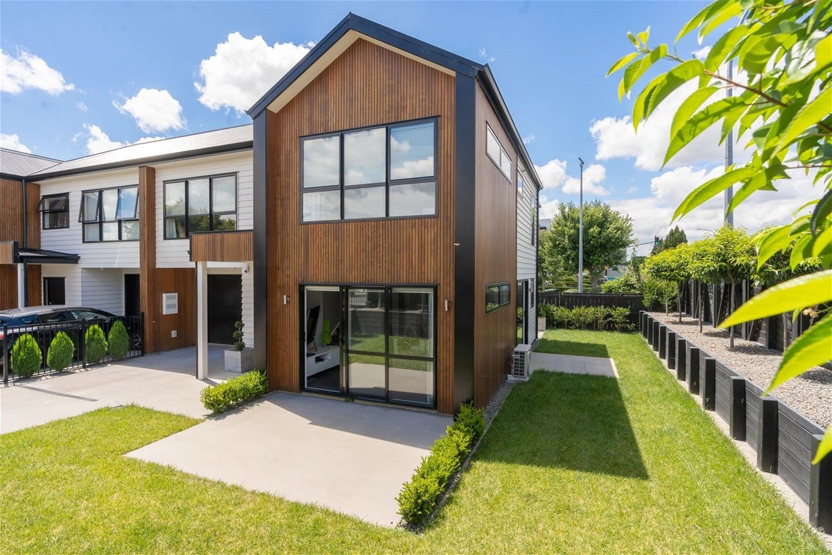 2A MacDiarmid Road, Beerescourt, Hamilton - Carousel 1