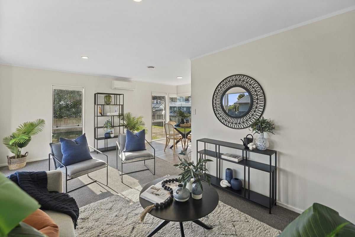 13 Solomon Street, Brookfield, Tauranga - Carousel 2