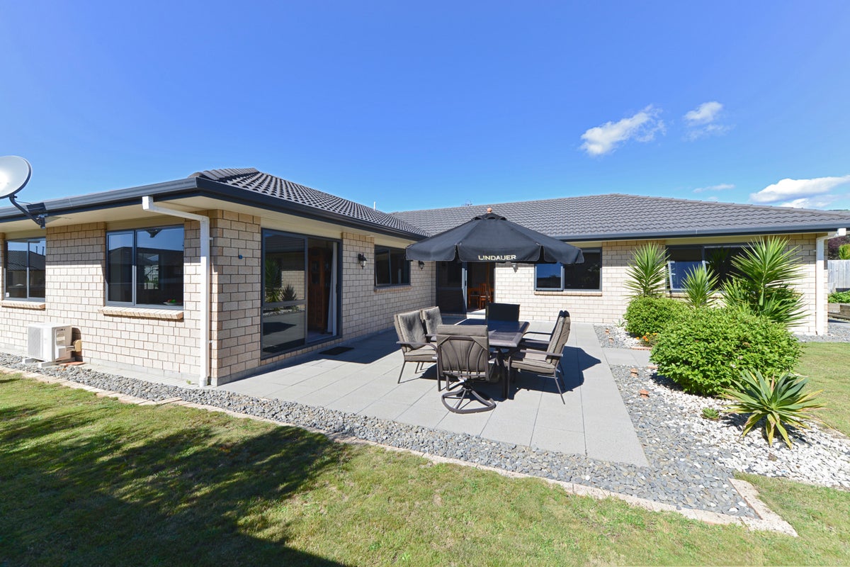86 Hall Road, Ngongotaha, Rotorua - Carousel 1