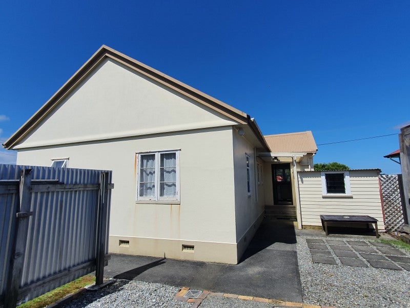 57 Hall Street, Cobden, Greymouth - Carousel 14