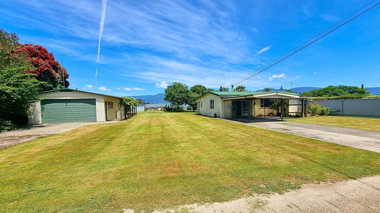 374 Abel Tasman Drive, Motupipi, Takaka - Carousel 1