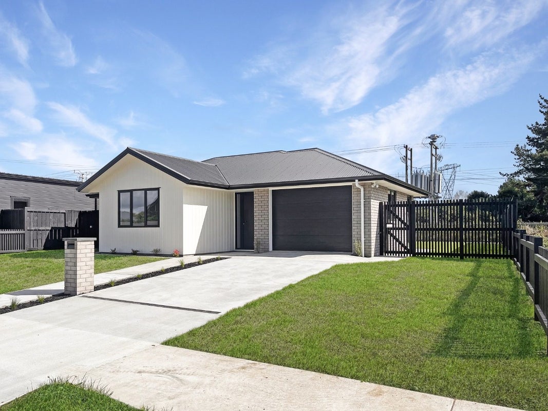 11 Whakahaumako Road, Leamington, Cambridge - Carousel 2