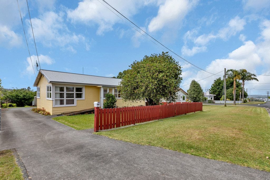 20 Alamein Avenue, Onerahi, Whangarei - Carousel 21