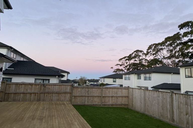 58 Mettam Drive, Swanson, Auckland - Carousel 27