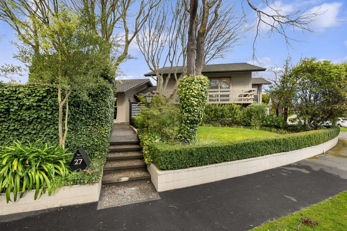 27 Highland Place, Avonhead, Christchurch - Carousel 16
