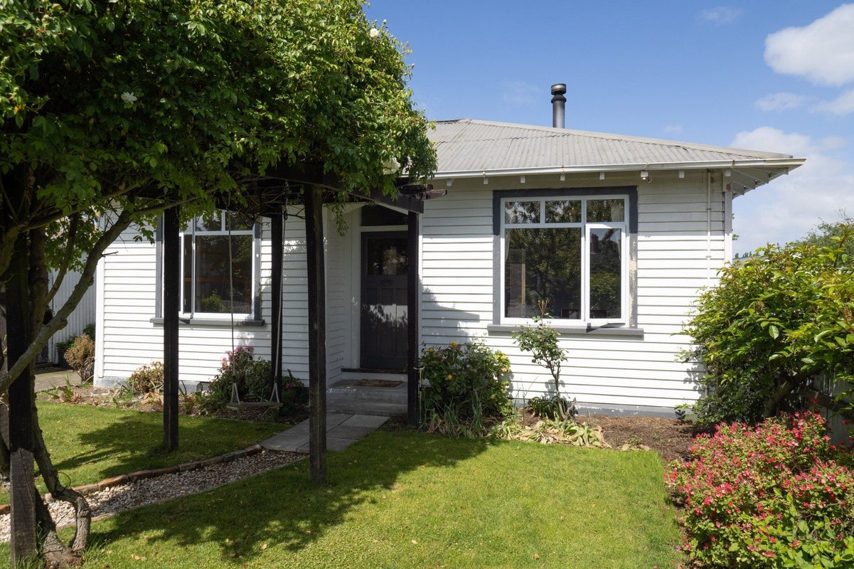68 Eton Street, Hampstead, Ashburton - Carousel 1