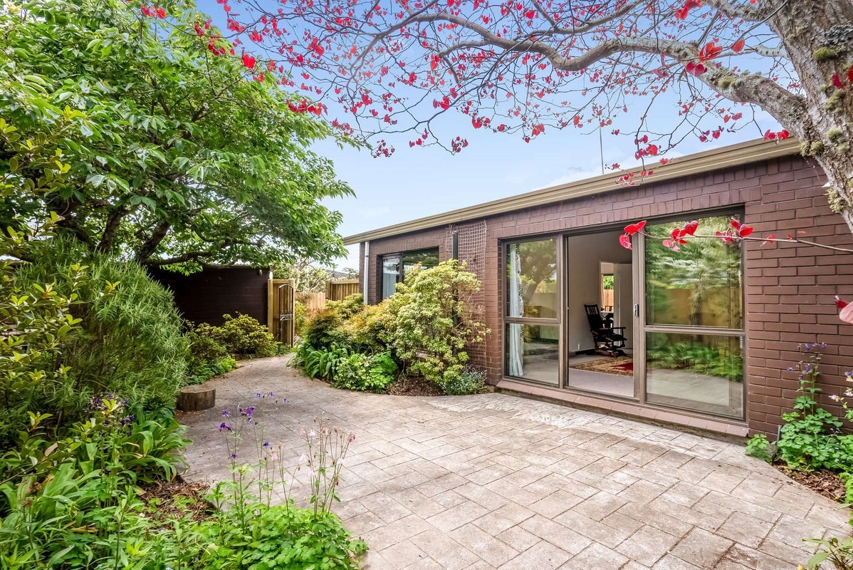 10B Wedgewood Avenue, Cashmere, Christchurch - Carousel 2