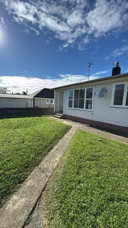 6 Marsden Street, Hauraki, Auckland - Carousel 1
