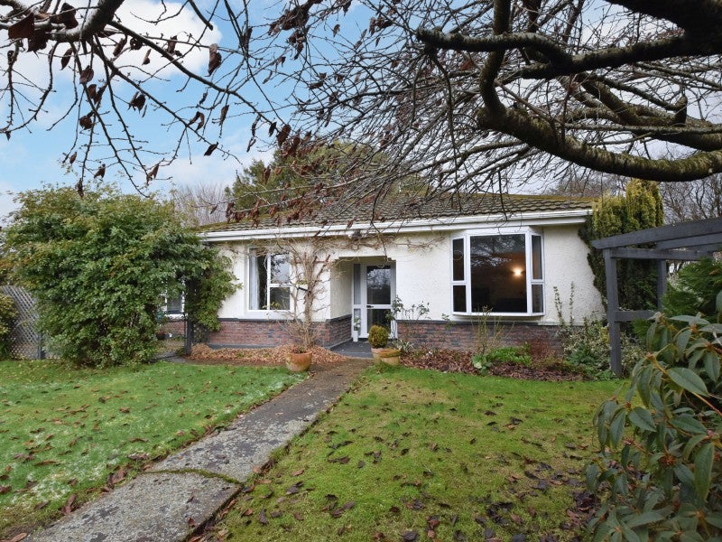 10 Lorne Dacre Road, Lorneville, Invercargill - Carousel 1