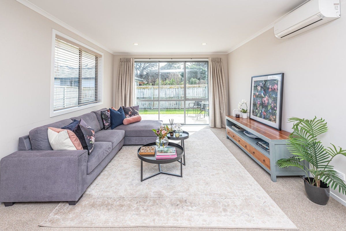 18 Brougham Place, Springvale, Whanganui - Carousel 2