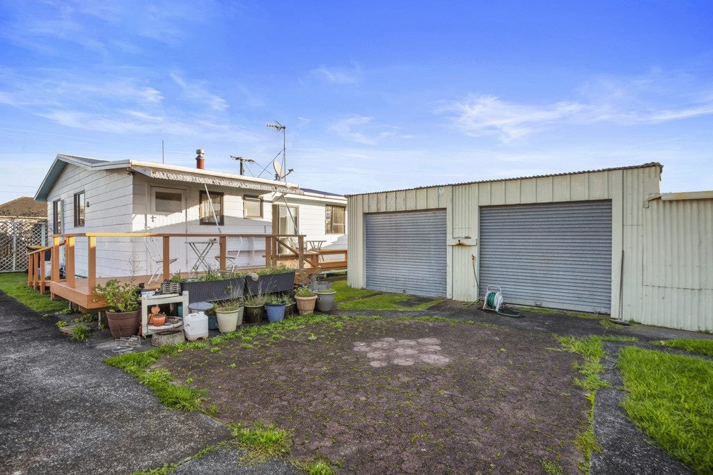 72 Station Road, Paeroa, Paeroa - Carousel 2