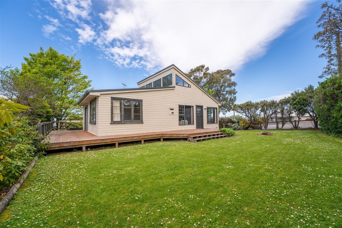 24 Test Street, South Hill, Oamaru - Carousel 1