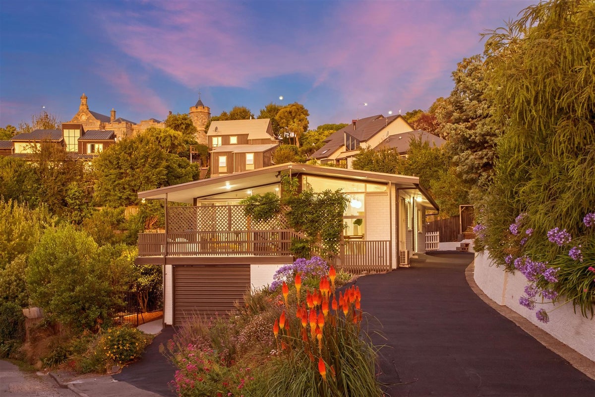 8 Pentre Terrace, Cashmere, Christchurch - Carousel 19