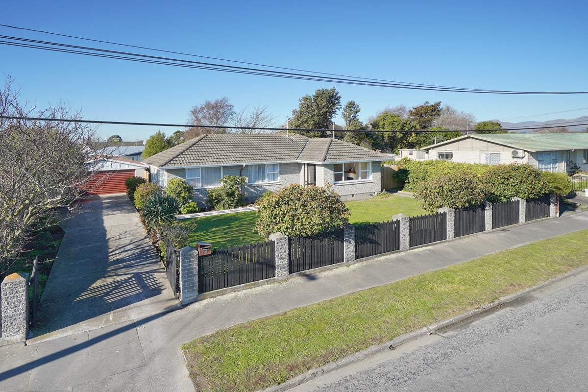 84 Eureka Street, Aranui, Christchurch - Carousel 1
