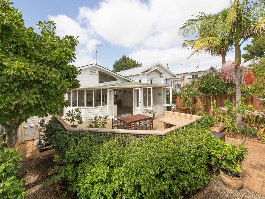 38 Cumberland Avenue, Westmere, Auckland - Carousel 2