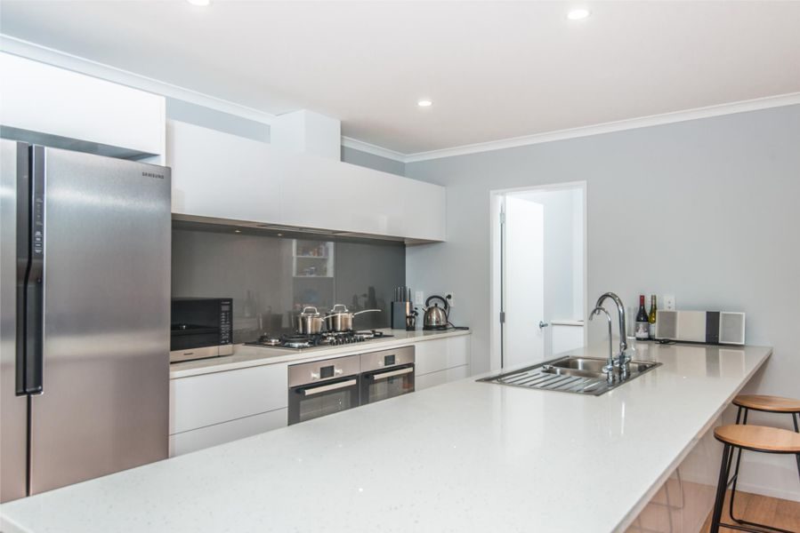 3 Gatley Grove, Churton Park, Wellington - Carousel 2