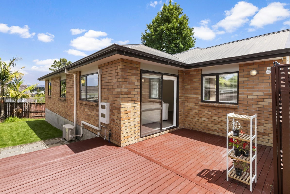 63A Royal Road, Massey, Auckland - Carousel 2