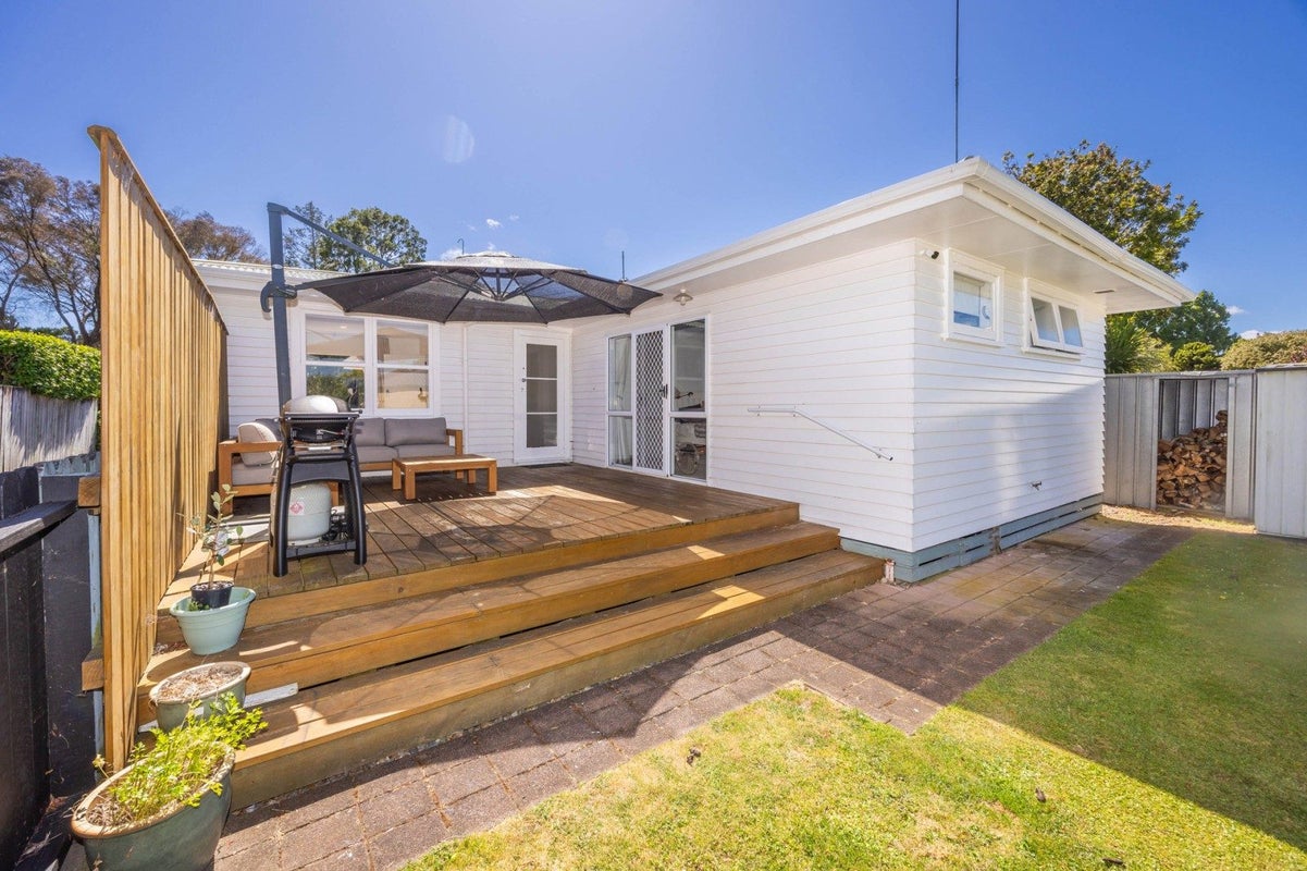 14 Riverlea Road, Riverlea, Hamilton - Carousel 2
