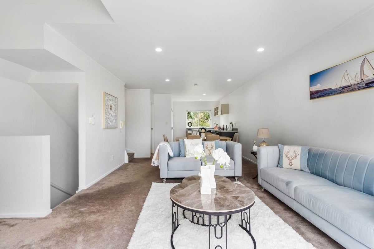 24 Banks Road, Mount Wellington, Auckland - Carousel 2