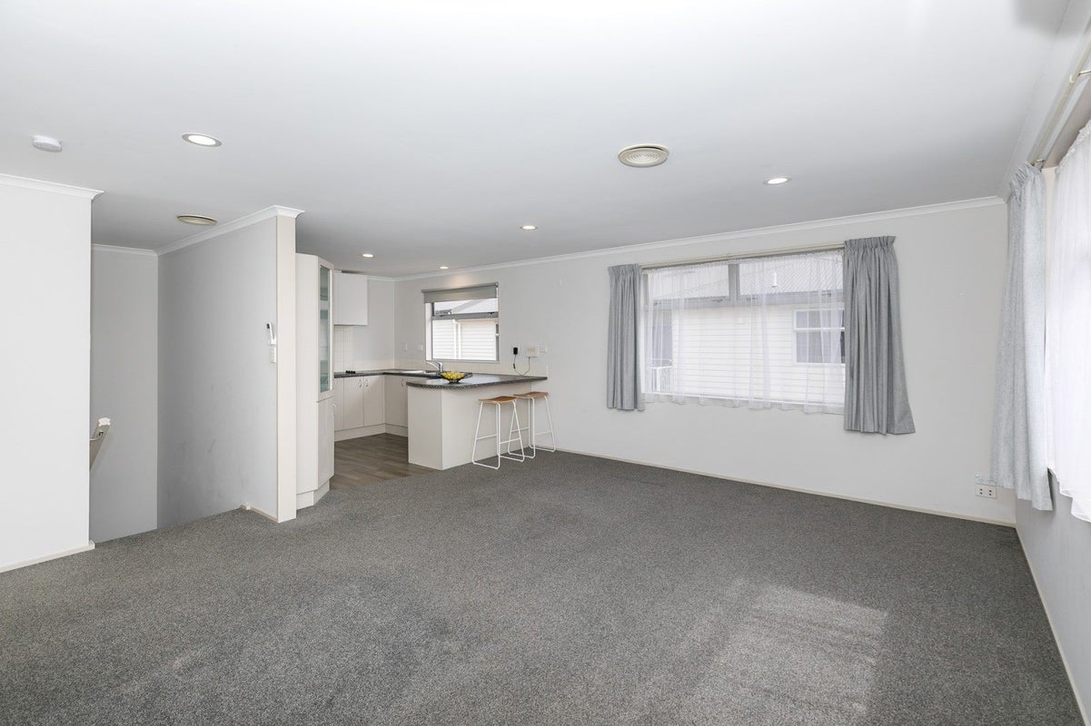 5/11 Beatty Street, Melville, Hamilton - Carousel 17