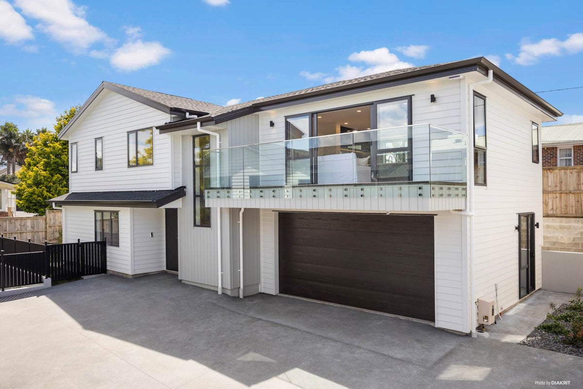 34D Athens Road, Onehunga, Auckland - Carousel 1