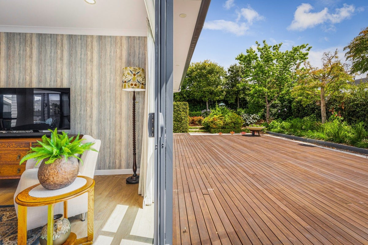91 Pohutukawa Parade, Riverhead, Riverhead - Carousel 2