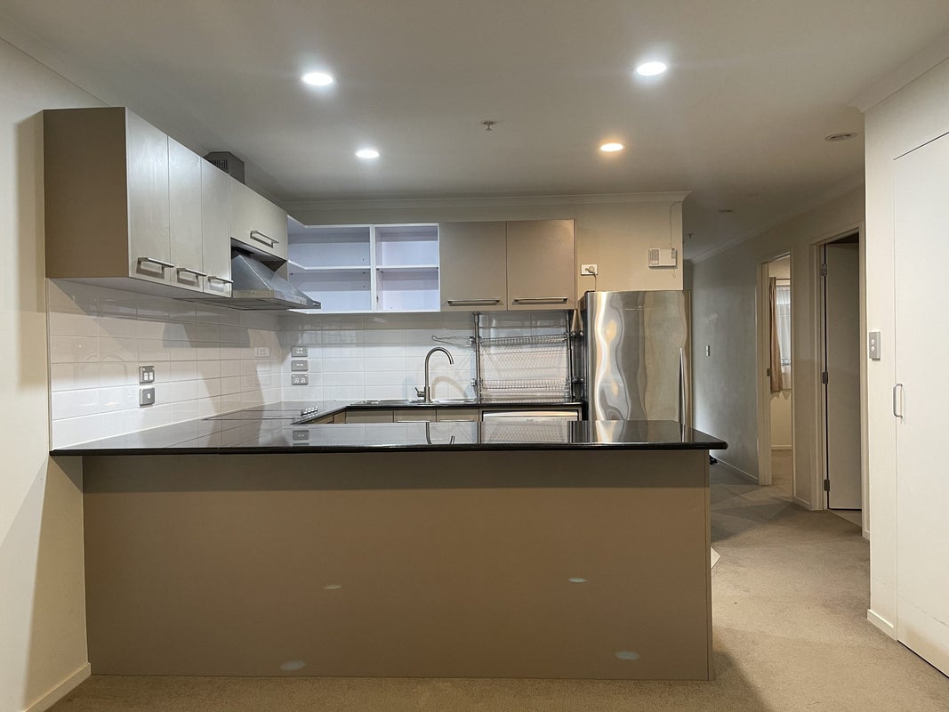 417/26 Remuera Road, Newmarket, Auckland - Carousel 2