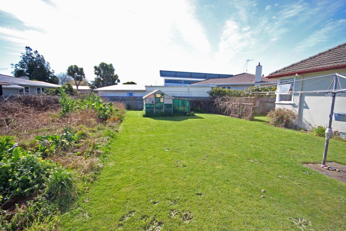 3 Graham Place, West End, Palmerston North - Carousel 9