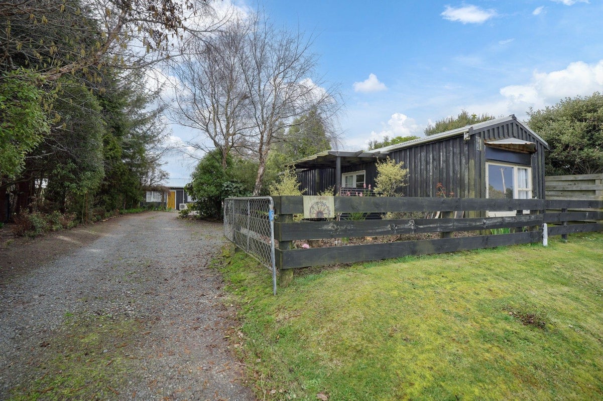 254 Dunns Road, Otatara - Carousel 1