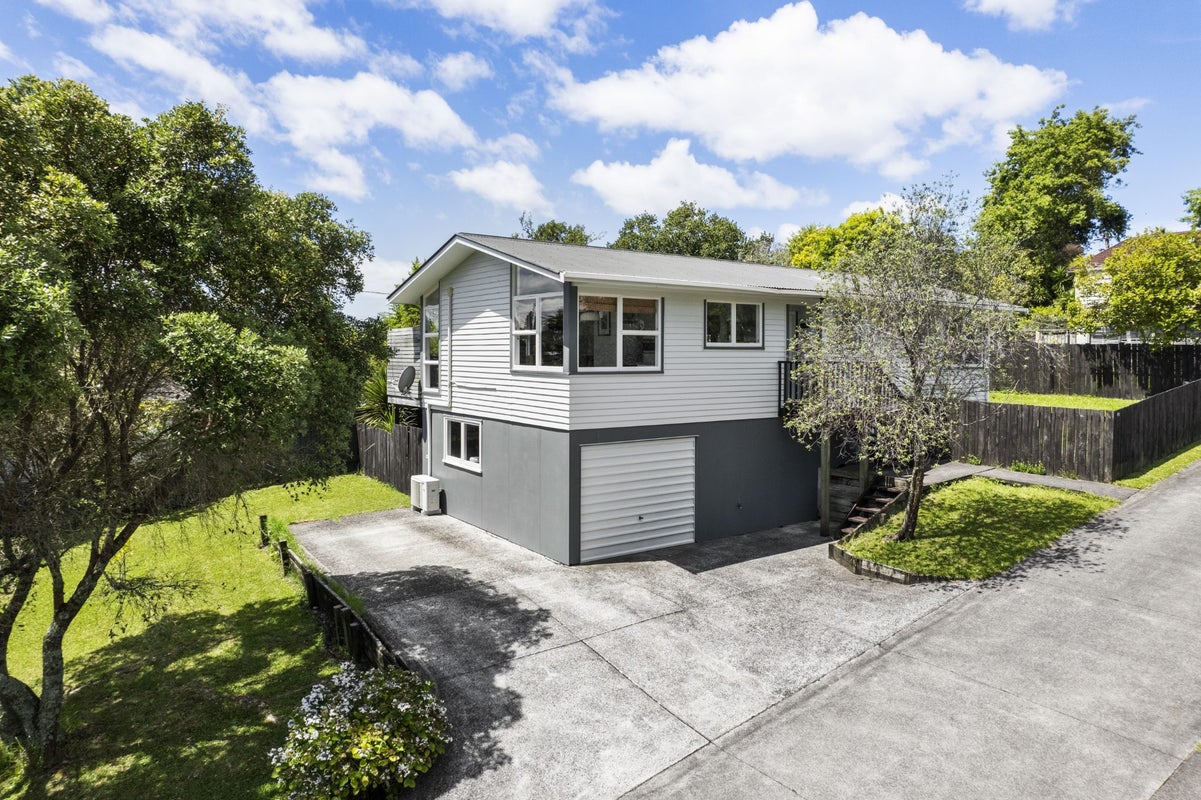 69A Woodglen Road, Glen Eden, Auckland - Carousel 1