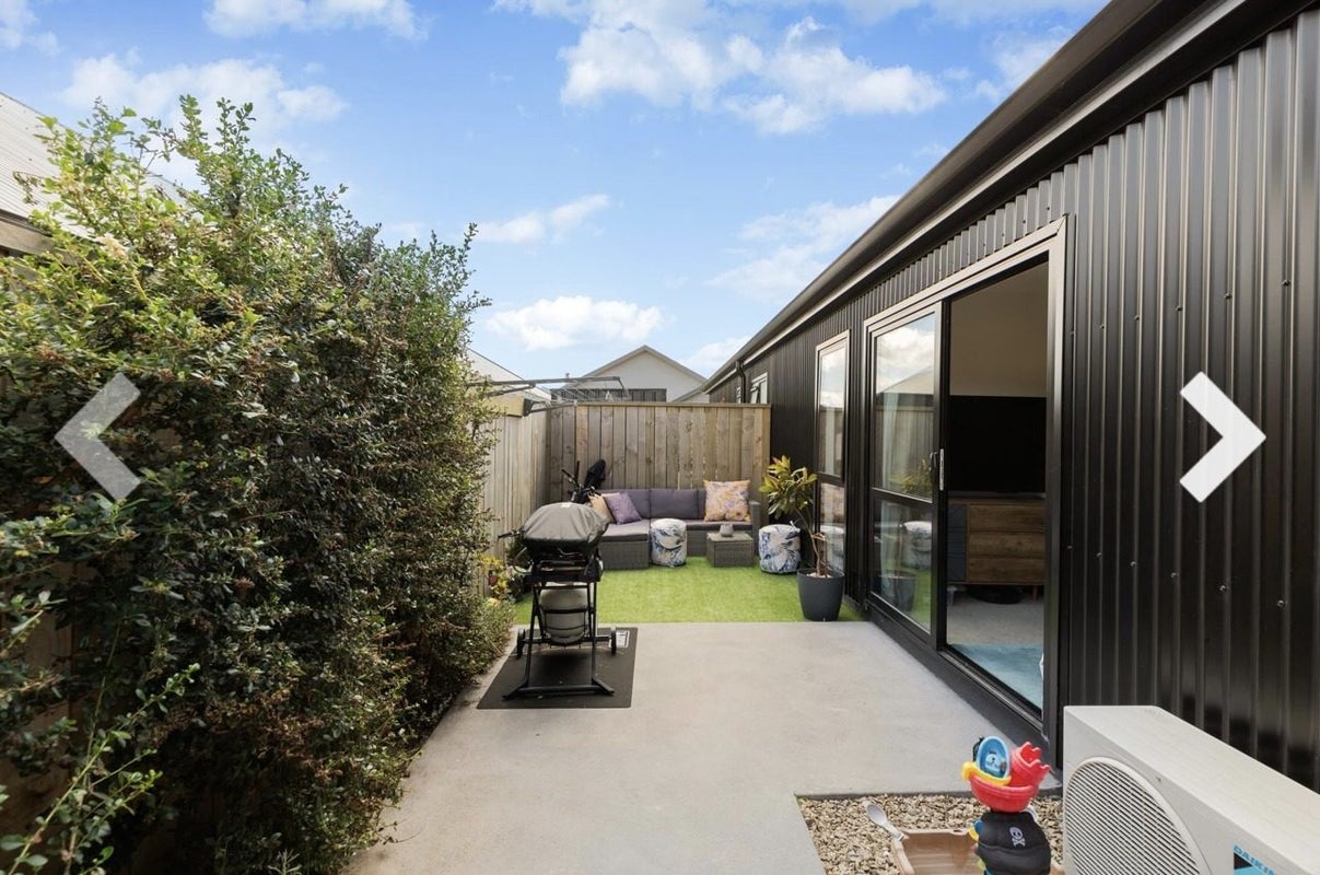 12 Leicester Street, Jacks Point, Queenstown - Carousel 2