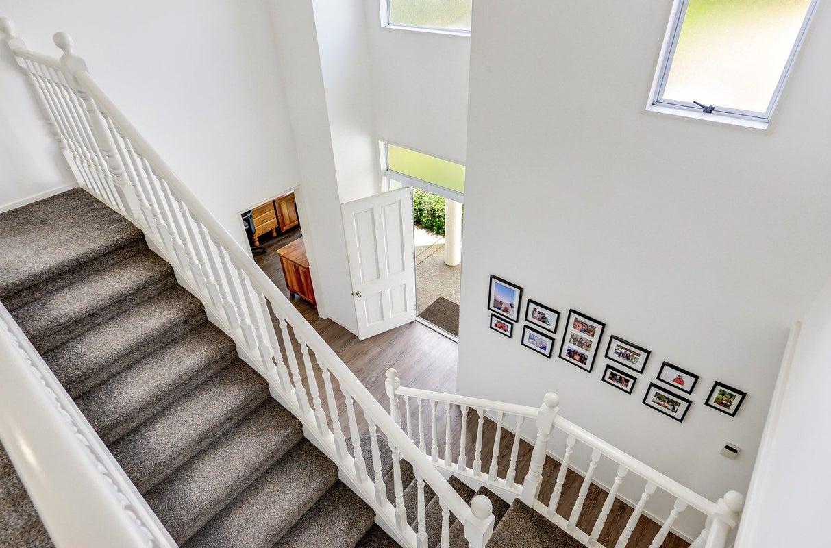 4 Charles Henry Place, Harrowfield, Hamilton - Carousel 30