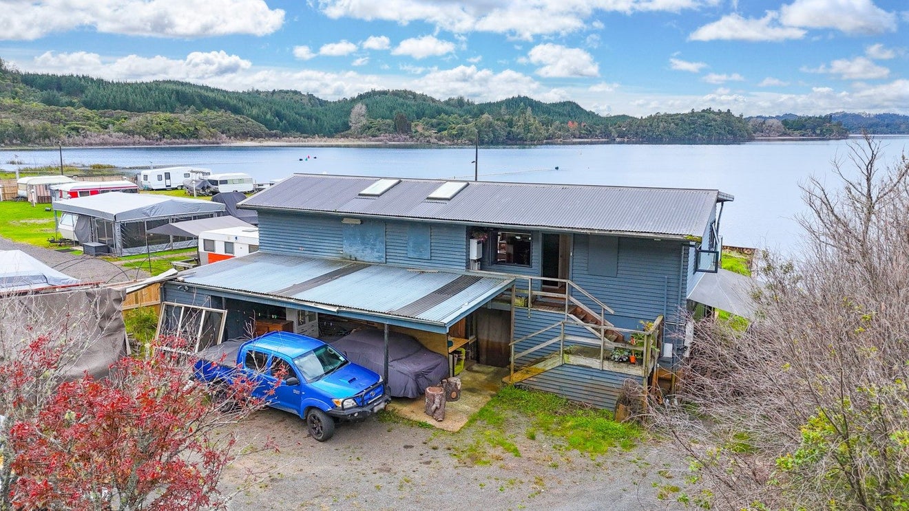 190 State Highway 30, Lake Rotoma, Rotorua - Carousel 2