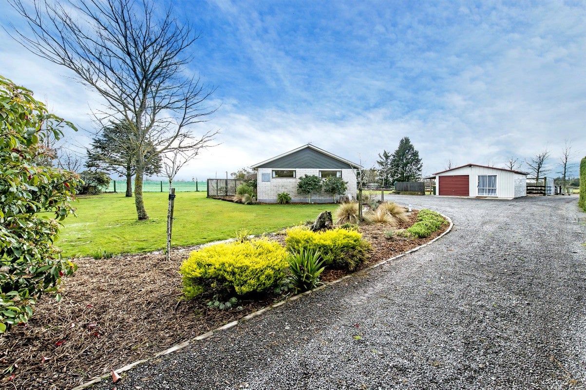 536 Bethels Road, Christchurch - Carousel 2