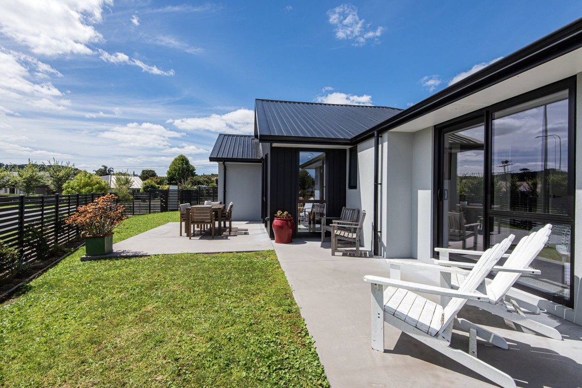 1 Glenbervie Drive, GLENBERVIE - Carousel 2