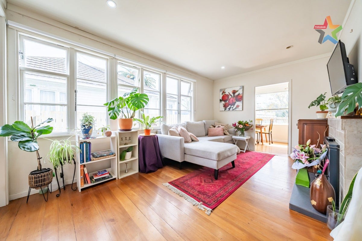 176 Naenae Road, Naenae, Lower Hutt - Carousel 2