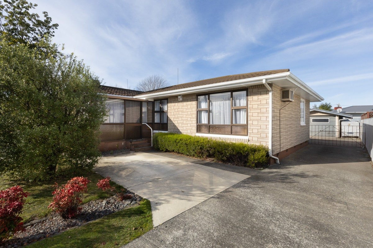 12 Butler Street, Onekawa, Napier - Carousel 20