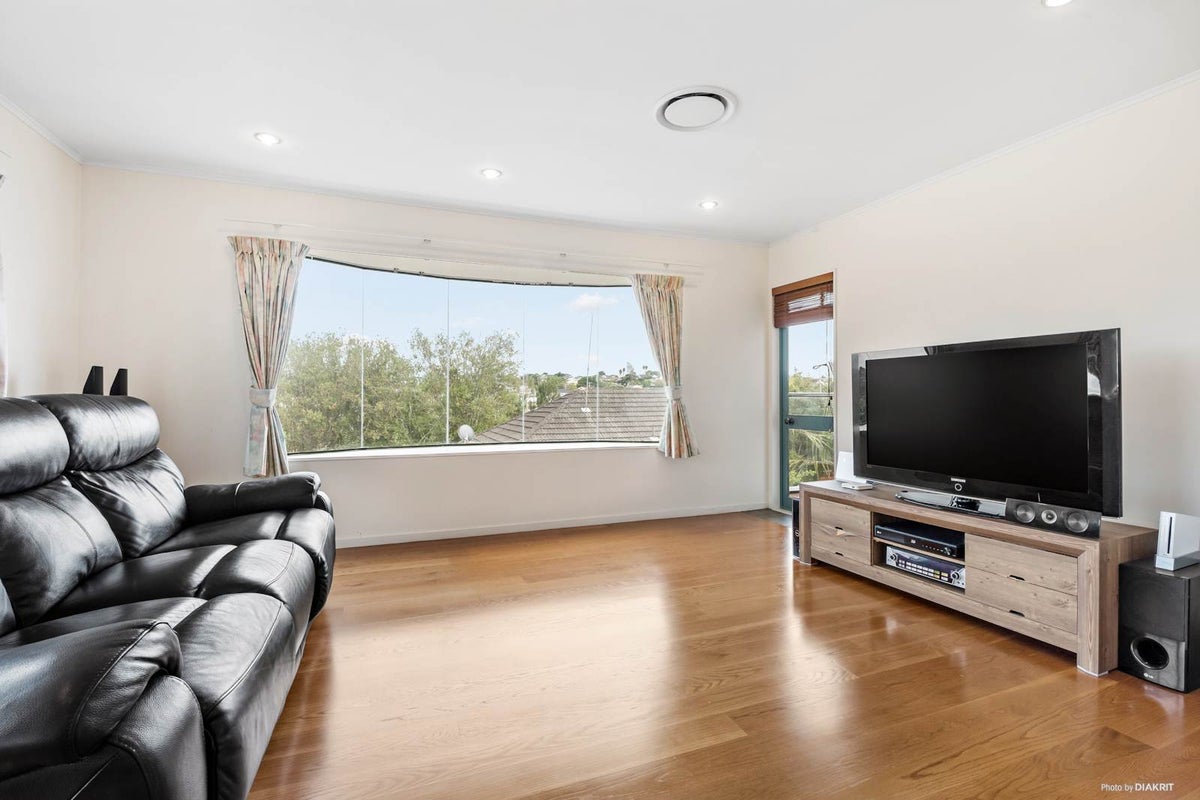 53C Northboro Road, Belmont, Auckland - Carousel 2