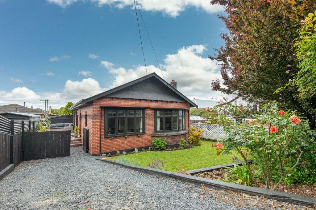 59 Forbury Road, Forbury, Dunedin - Carousel 16