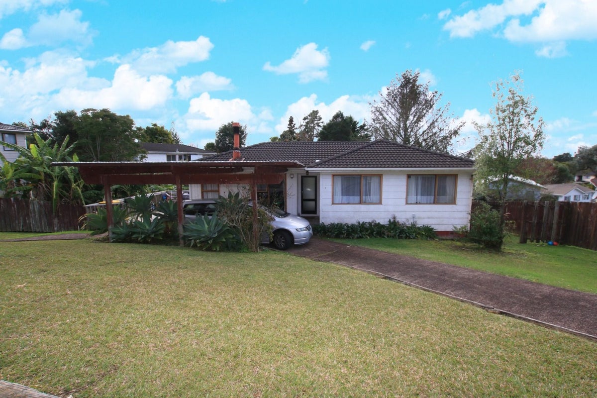 23 Virgo Place, Glen Eden, Auckland - Carousel 1