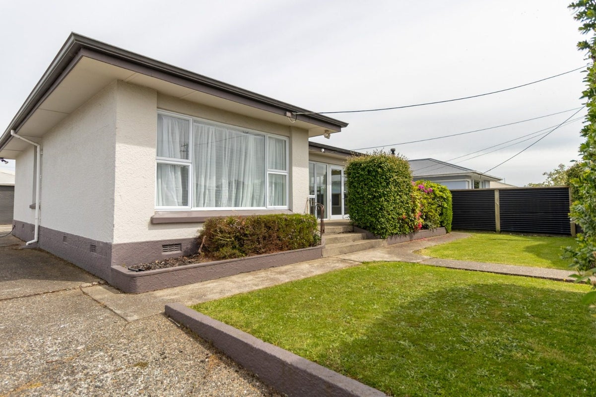 130 Harvey Street, Grasmere, Invercargill - Carousel 1