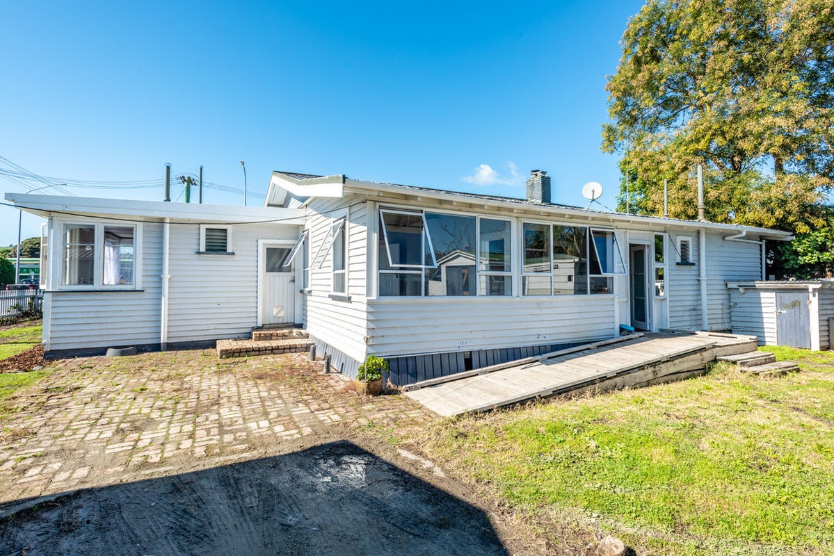 1A Dickson Street, Kaiti, Gisborne - Carousel 2