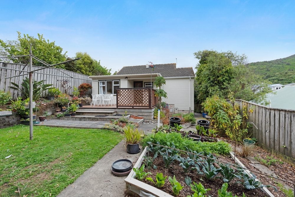 70A Standen Street, Karori, Wellington - Carousel 2