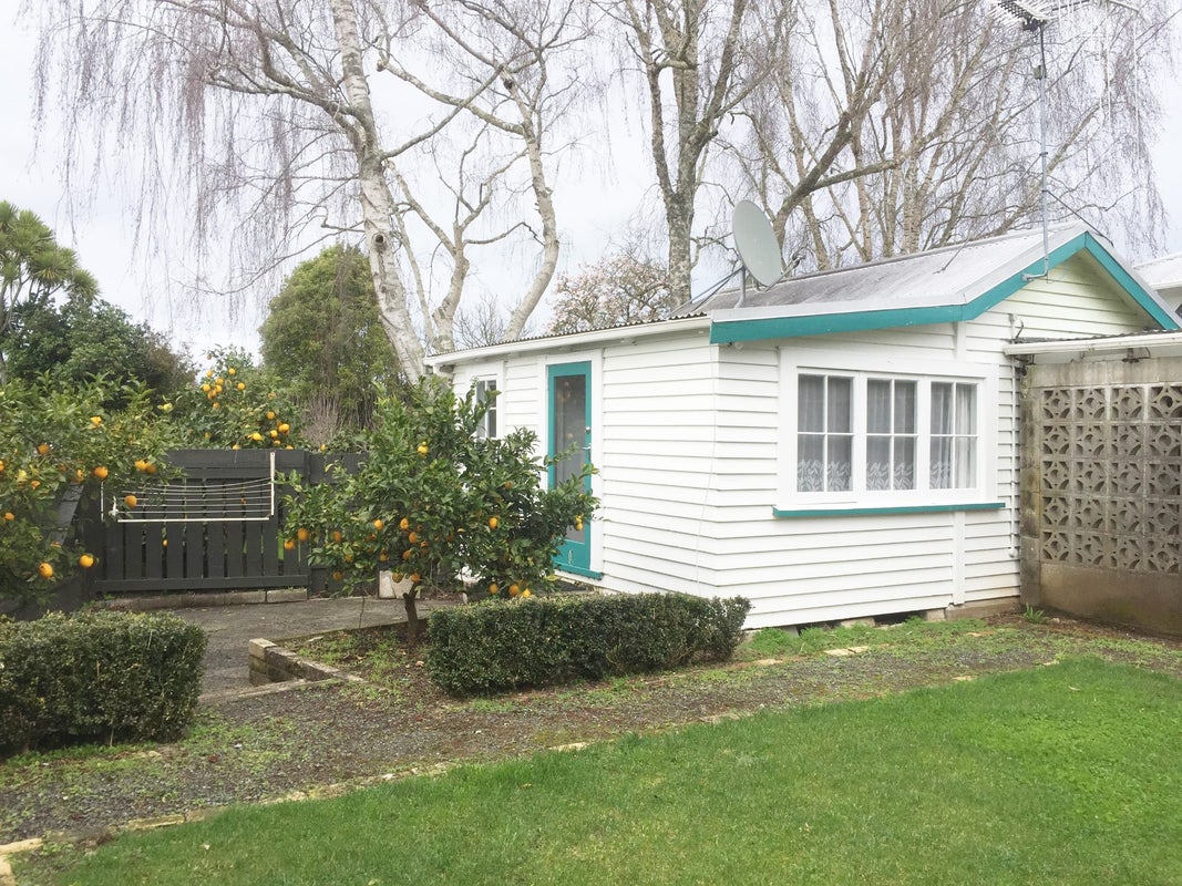 1/56 Hillcrest Avenue, Hillcrest, Auckland - Carousel 2