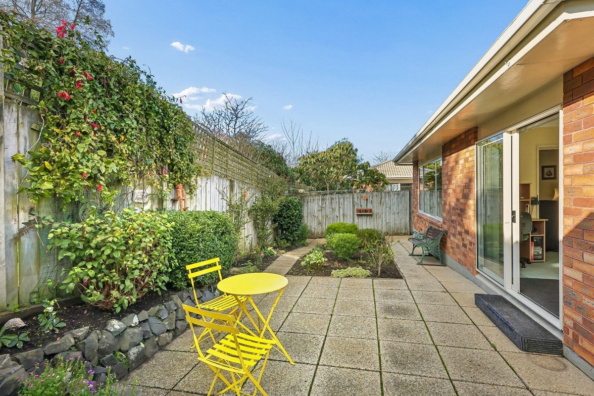 64B Rosebery Street, Belleknowes, Dunedin, Otago - Carousel 2
