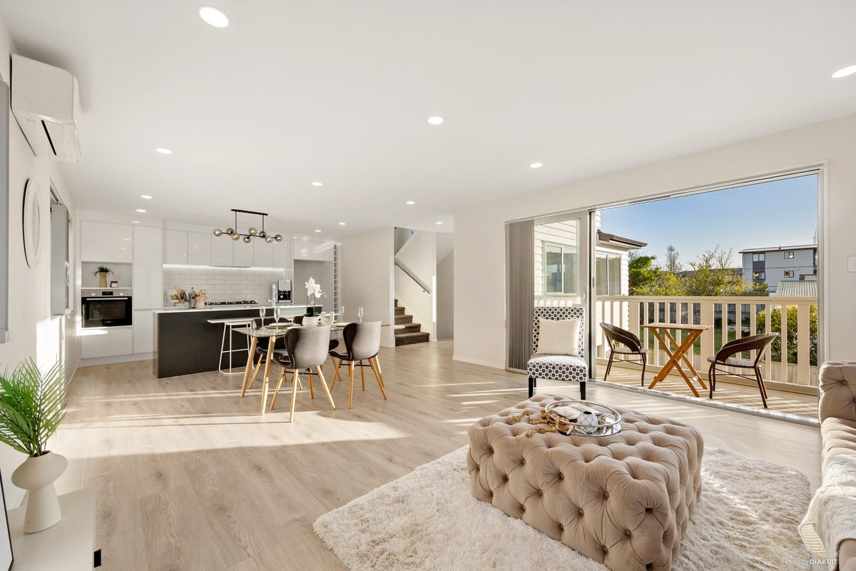 10C Busby Street, Blockhouse Bay, Auckland - Carousel 1